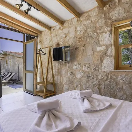 Stone Vacation Flat W Pool In Kas Catoluk