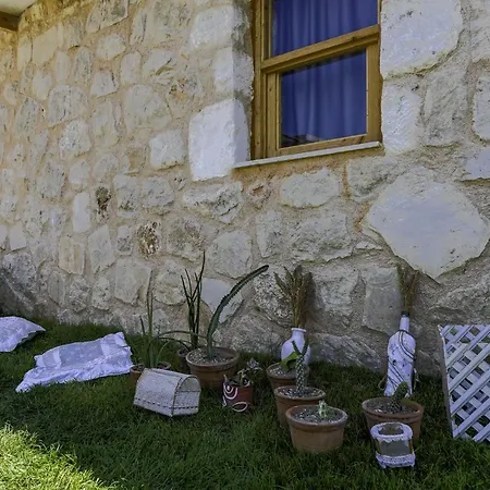 Stone Vacation Flat W Pool In Kas *